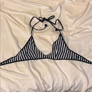 Reversible bikini top